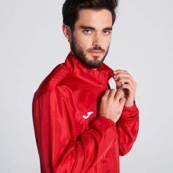 JOMA Cortavientos Hombre Elite VII Rojo 10 JOMA Cortavientos Hombre Elite VII Rojo -Deportiva Ropa Tienda 101602.600 4