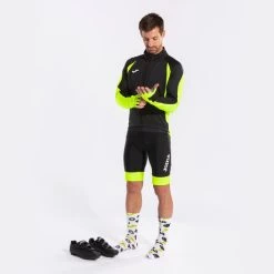 JOMA Chaqueta Unisex Crono Negro Amarillo Flúor -Deportiva Ropa Tienda 700042.121 5