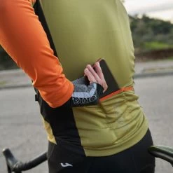 JOMA Chaqueta Unisex Crono Caqui Negro -Deportiva Ropa Tienda 700042.458 3